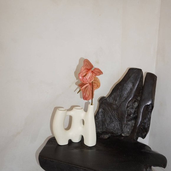 The Mette Vase - Picture 4 of 6